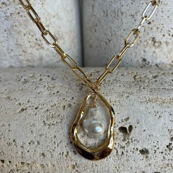 Gold and Pearl Pendant Paperclip Necklace 18in + 3in Layering Necklace NWT - Picture 4 of 8